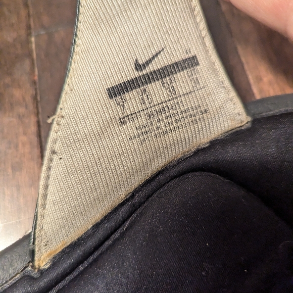 Nike Slides - Picture 4 of 4